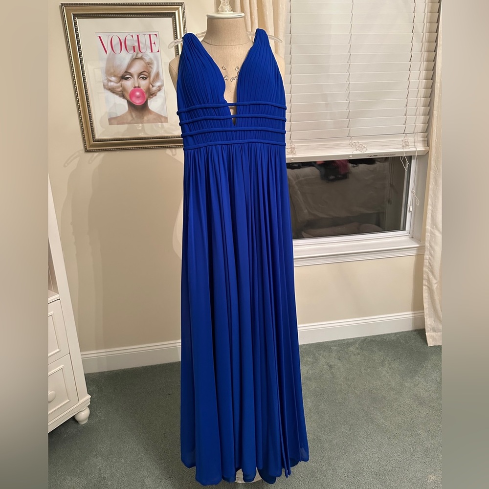 ROYAL BLUE JOVANI SIZE 0 Prom Dress